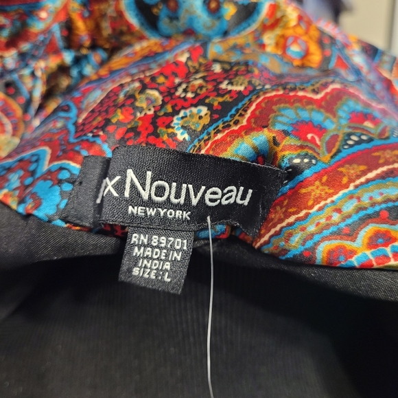 Contemporary Colorful Blazer - Picture 6 of 7